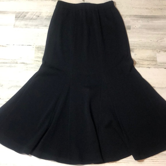 St John Collection Black Long Mermaid Skirt 2